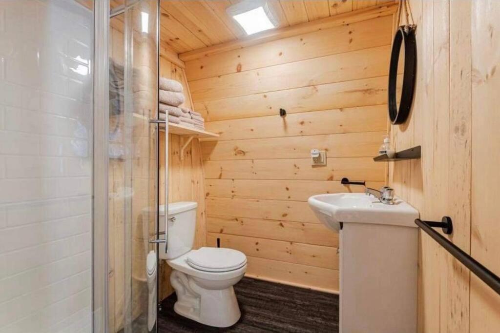 Chalet Alice A Louer Avec Spa Mauricie Saint-Alexis-des-Monts Exterior foto