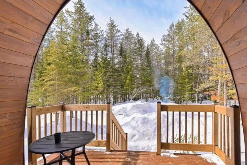 Chalet Alice A Louer Avec Spa Mauricie Saint-Alexis-des-Monts Exterior foto